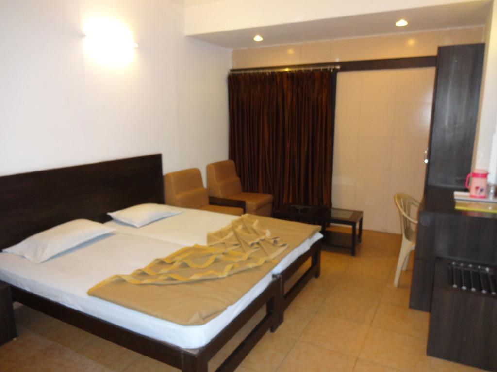 Ellora Hotel Bhopal Room photo